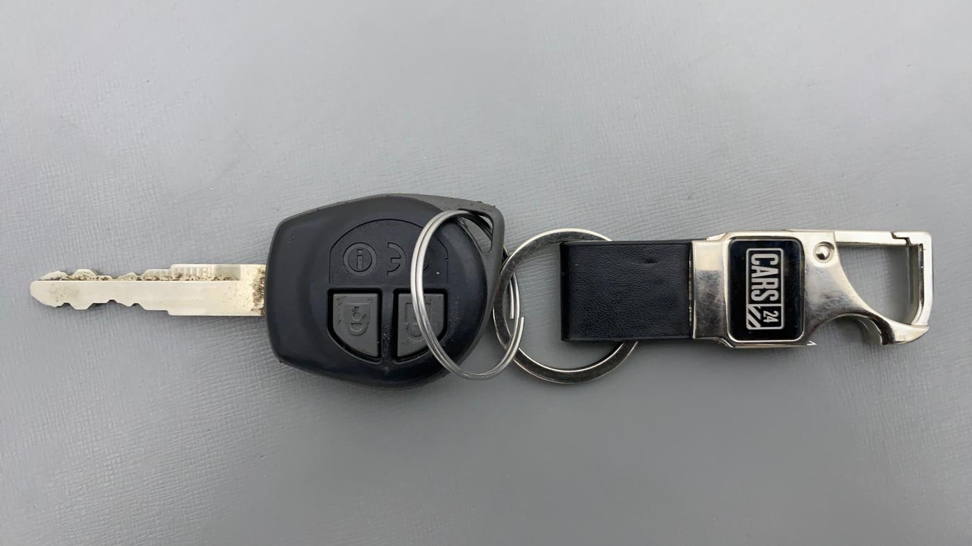 2019 Maruti Dzire VXI, Petrol, Manual, Key Close Up