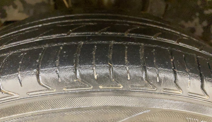 2018 Tata Tiago XZ PETROL, Petrol, Manual, 57,408 km, Left Front Tyre Tread