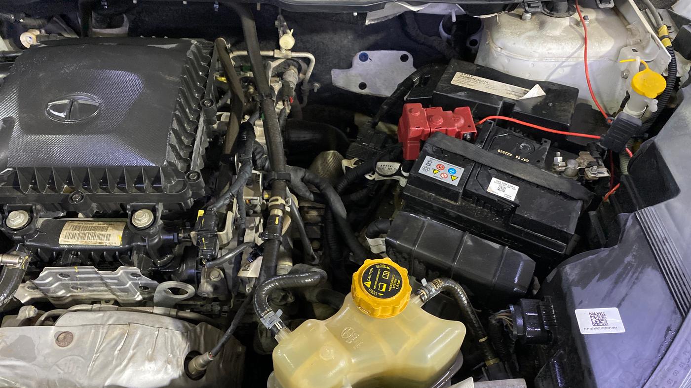2021 Tata NEXON XZ PLUS PETROL, Petrol, Manual, 18,114 km, Engine View - Left