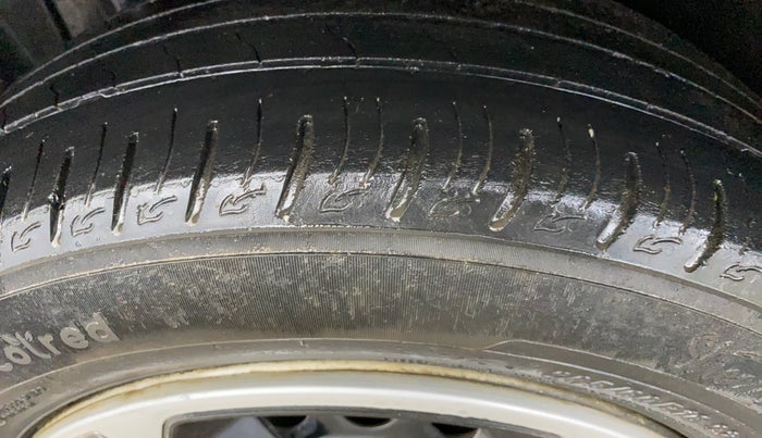 2020 Maruti Vitara Brezza LXI, Petrol, Manual, 77,545 km, Right Rear Tyre Tread