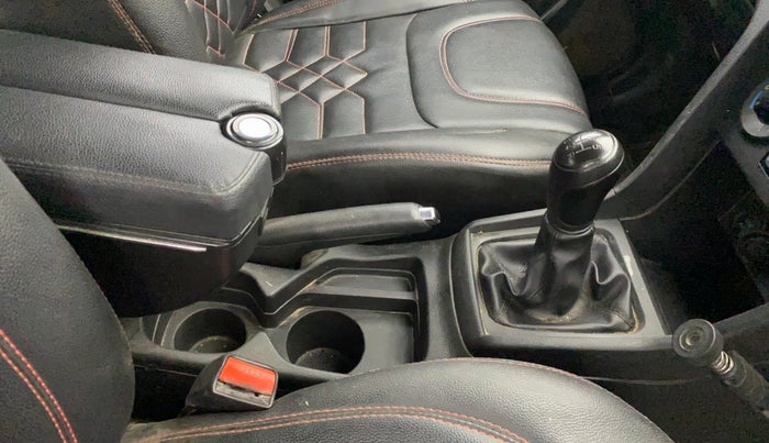 2020 Maruti Vitara Brezza LXI, Petrol, Manual, 77,545 km, Gear Lever