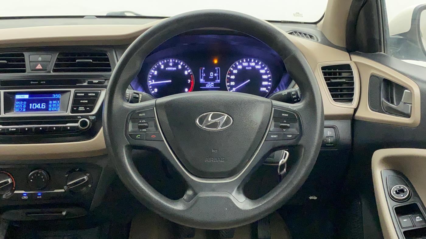 2016 Hyundai Elite i20 MAGNA 1.2, Petrol, Manual, 69,252 km, Steering Wheel Close Up