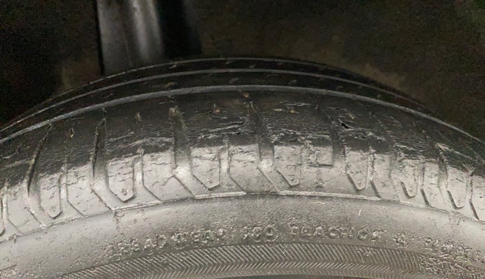 2018 Maruti Baleno ALPHA PETROL 1.2, Petrol, Manual, 65,309 km, Right Rear Tyre Tread