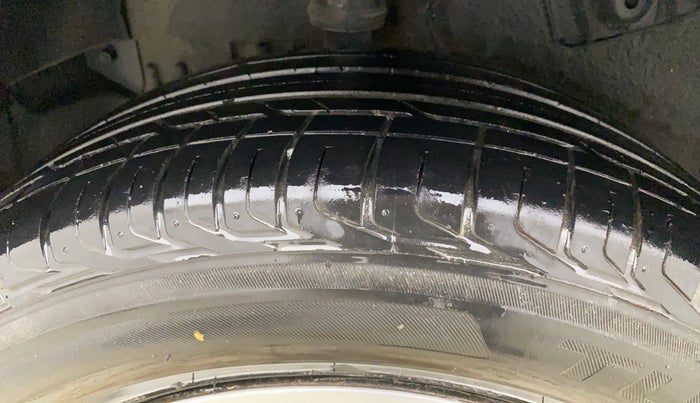 2020 Tata NEXON XMA SUNROOF PETROL, Petrol, Automatic, 56,068 km, Right Rear Tyre Tread