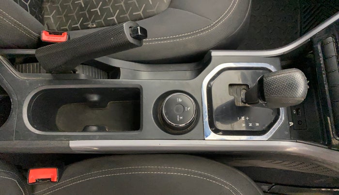 2020 Tata NEXON XMA SUNROOF PETROL, Petrol, Automatic, 56,068 km, Gear Lever