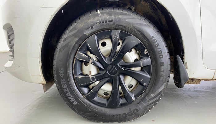 2019 Maruti Swift LXI, CNG, Manual, 68,809 km, Left Front Wheel