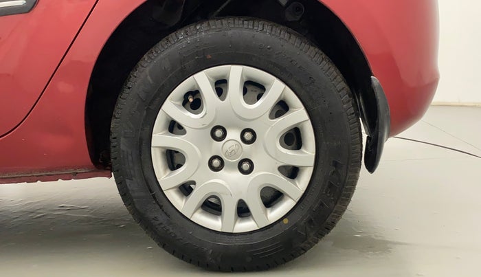 2011 Hyundai i20 MAGNA (O) 1.2, Petrol, Manual, 35,389 km, Left Rear Wheel