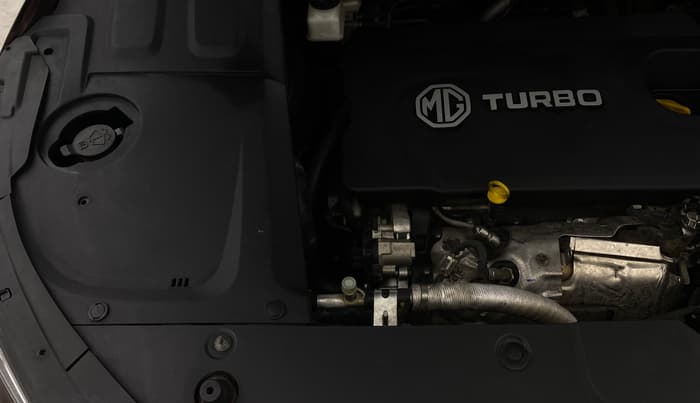 2021 MG HECTOR PLUS SHARP 2.0 DIESEL TURBO MT 6-STR, Diesel, Manual, 1,00,349 km, Engine View - Right