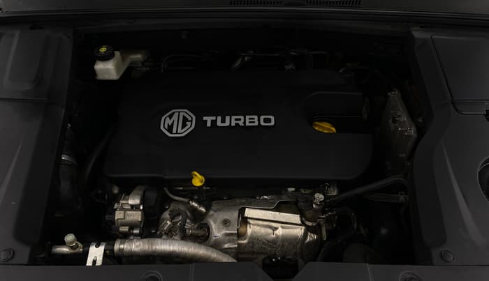 2021 MG HECTOR PLUS SHARP 2.0 DIESEL TURBO MT 6-STR, Diesel, Manual, 1,00,349 km, Engine View