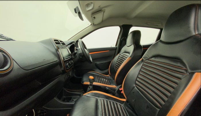 2019 Renault Kwid CLIMBER 1.0, CNG, Manual, 57,056 km, Right Side Front Door Cabin