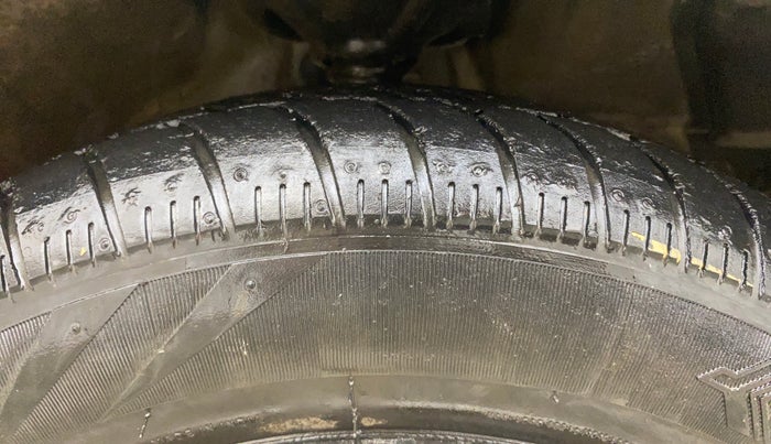 2020 Maruti Celerio ZXI AMT, Petrol, Automatic, 35,712 km, Right Front Tyre Tread