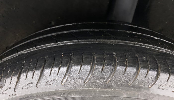 2019 Maruti Baleno DELTA PETROL 1.2, Petrol, Manual, 25,749 km, Left Rear Tyre Tread