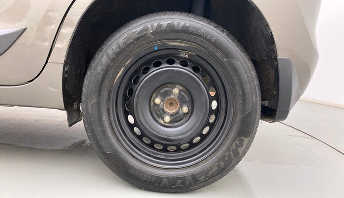 2019 Maruti Baleno DELTA PETROL 1.2, Petrol, Manual, 25,749 km, Left Rear Wheel