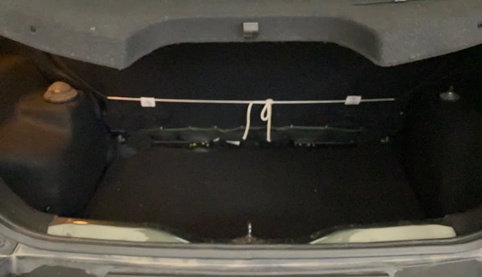 2023 Tata PUNCH ADVENTURE CAMO AMT, Petrol, Automatic, 17,161 km, Boot Inside