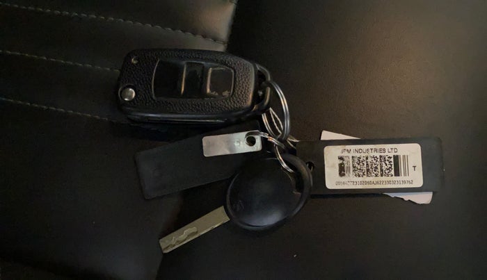 2023 Tata PUNCH ADVENTURE CAMO AMT, Petrol, Automatic, 17,161 km, Key Close Up