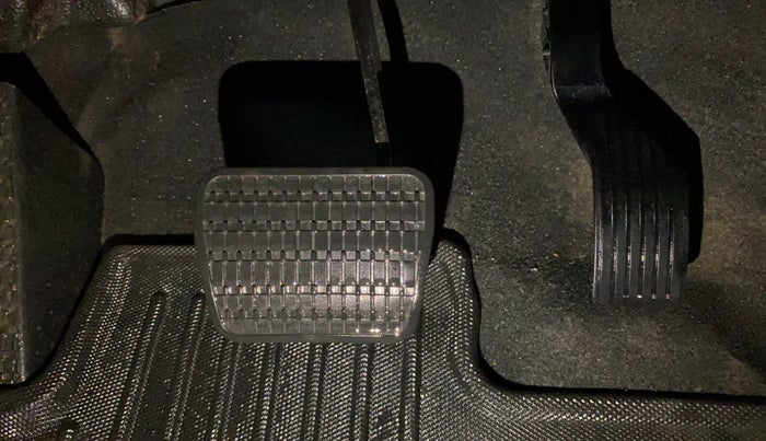 2023 Tata PUNCH ADVENTURE CAMO AMT, Petrol, Automatic, 17,161 km, Pedals