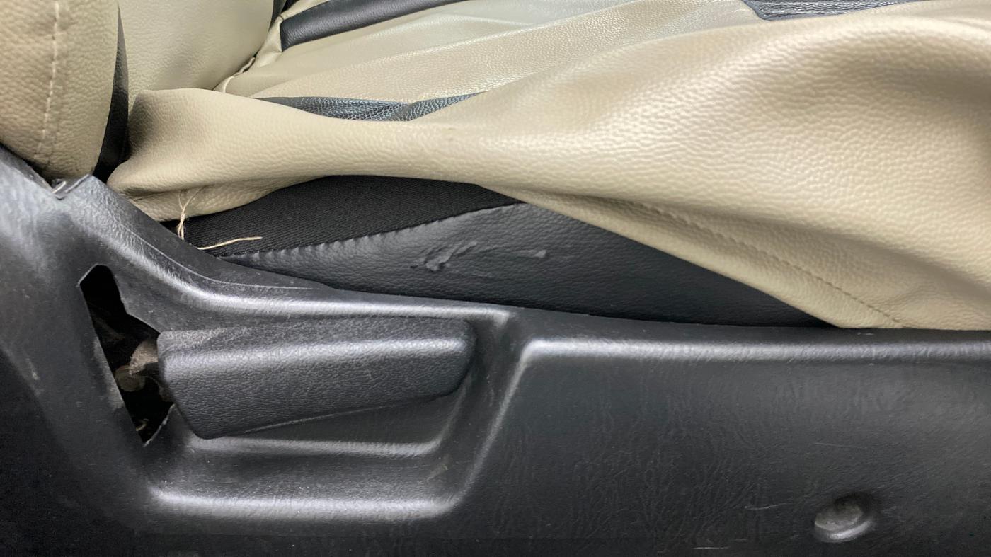 2019 Maruti Alto LXI, Petrol, Manual, 56,443 km, Driver Side Adjustment Panel