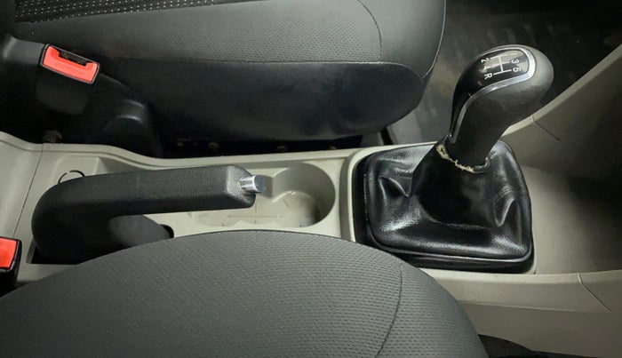 2017 Tata Tiago WIZZ EDITION PETROL, Petrol, Manual, 58,073 km, Gear Lever