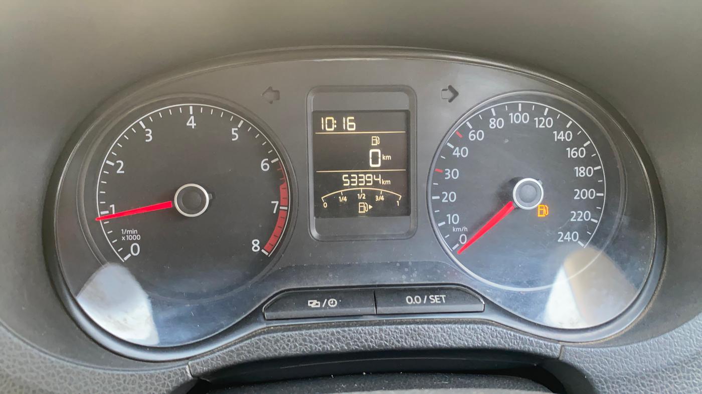 2016 Volkswagen Ameo HIGHLINE1.2L, Petrol, Manual, 53,817 km, Odometer Image
