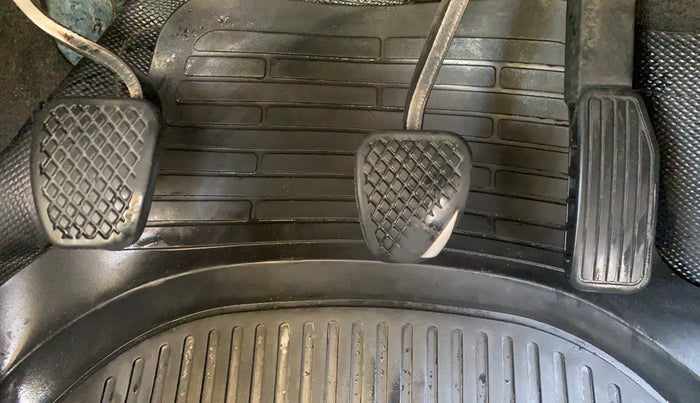 2017 Honda WR-V 1.5L I-DTEC VX MT, Diesel, Manual, 1,44,831 km, Pedals