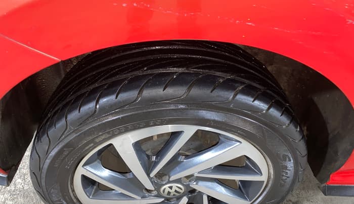 2022 Volkswagen Polo COMFORTLINE 1.0L TSI, Petrol, Manual, 27,546 km, Right Rear Tyre Tread