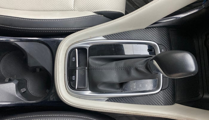 2023 MG ASTOR SAVVY 1.5 CVT, Petrol, Automatic, 19,617 km, Gear Lever