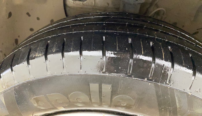 2017 Hyundai Elite i20 SPORTZ 1.2, Petrol, Manual, 57,780 km, Left Front Tyre Tread