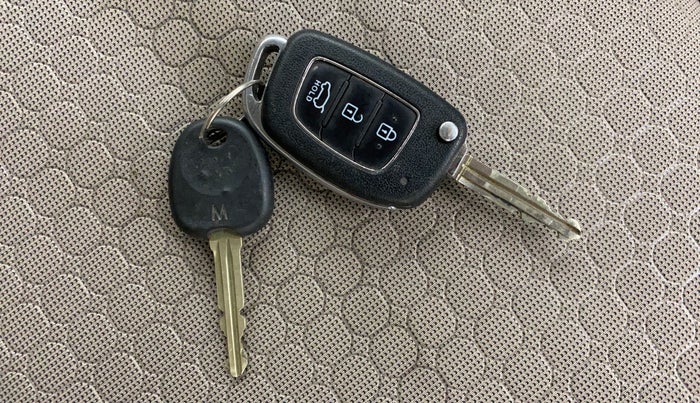 2017 Hyundai Elite i20 SPORTZ 1.2, Petrol, Manual, 57,780 km, Key Close Up