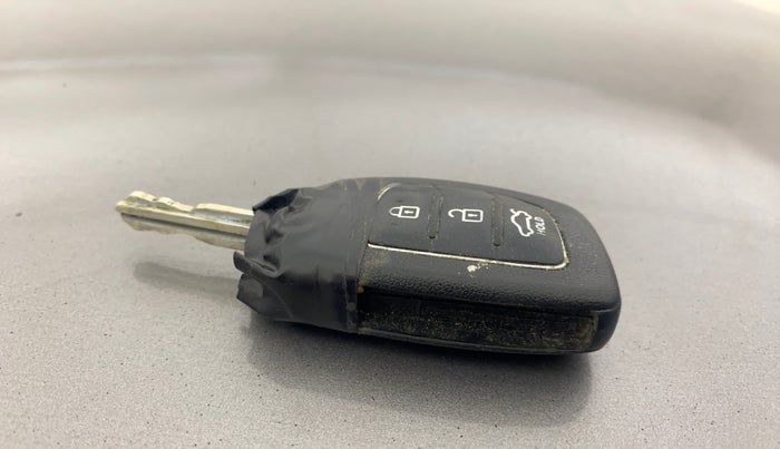 2012 Hyundai i20 SPORTZ 1.4 CRDI, Diesel, Manual, 1,45,492 km, Key Close Up