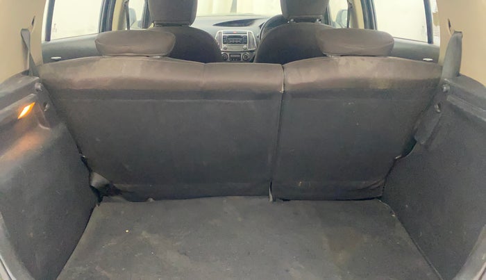 2012 Hyundai i20 SPORTZ 1.4 CRDI, Diesel, Manual, 1,45,492 km, Boot Inside