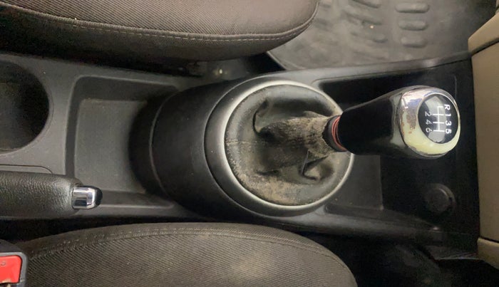 2012 Hyundai i20 SPORTZ 1.4 CRDI, Diesel, Manual, 1,45,492 km, Gear Lever