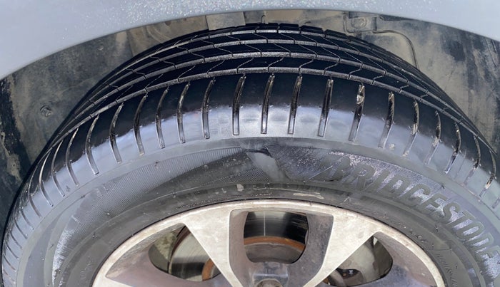 2021 Tata NEXON XZA PLUS PETROL, Petrol, Automatic, 68,571 km, Right Front Tyre Tread