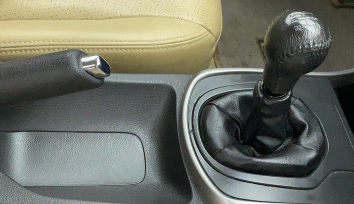 2018 Honda City 1.5L I-VTEC VX, Petrol, Manual, 47,165 km, Gear Lever
