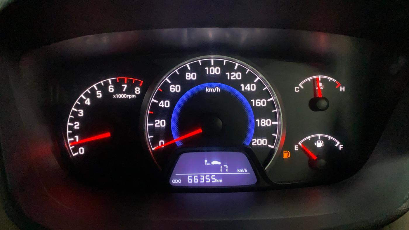 2015 Hyundai Grand i10 SPORTZ 1.2 KAPPA VTVT, Petrol, Manual, 66,342 km, Odometer Image