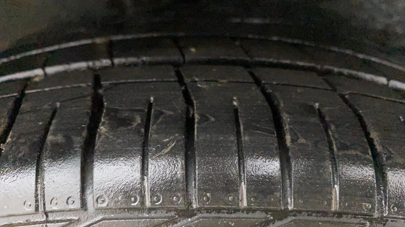 2021 Tata NEXON XZA PLUS (O) PETROL, Petrol, Automatic, 38,160 km, Right Rear Tyre Tread