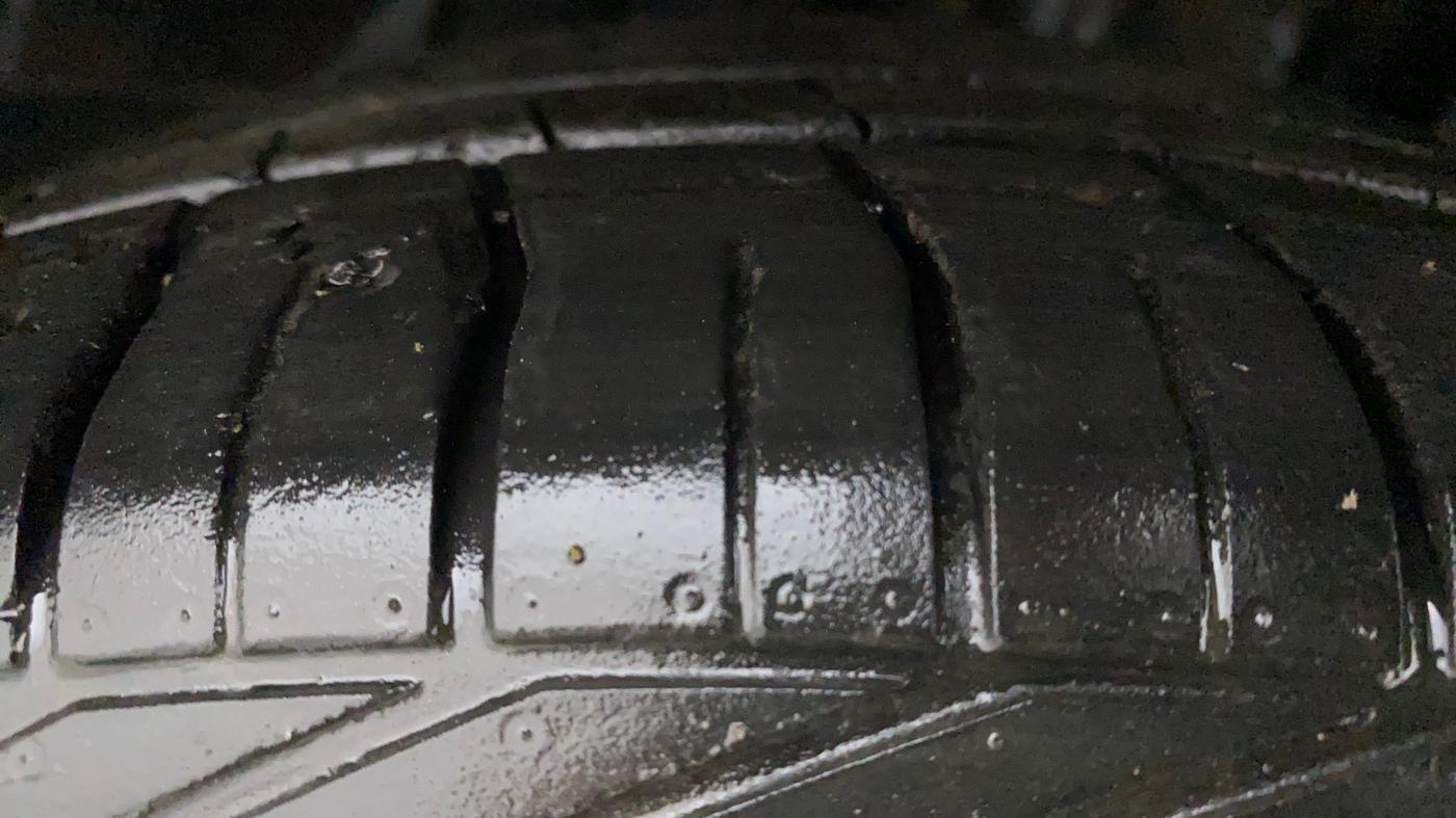 2021 Tata NEXON XZA PLUS (O) PETROL, Petrol, Automatic, 38,160 km, Right Front Tyre Tread