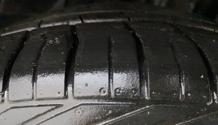 2021 Tata NEXON XZA PLUS (O) PETROL, Petrol, Automatic, 38,160 km, Right Front Tyre Tread
