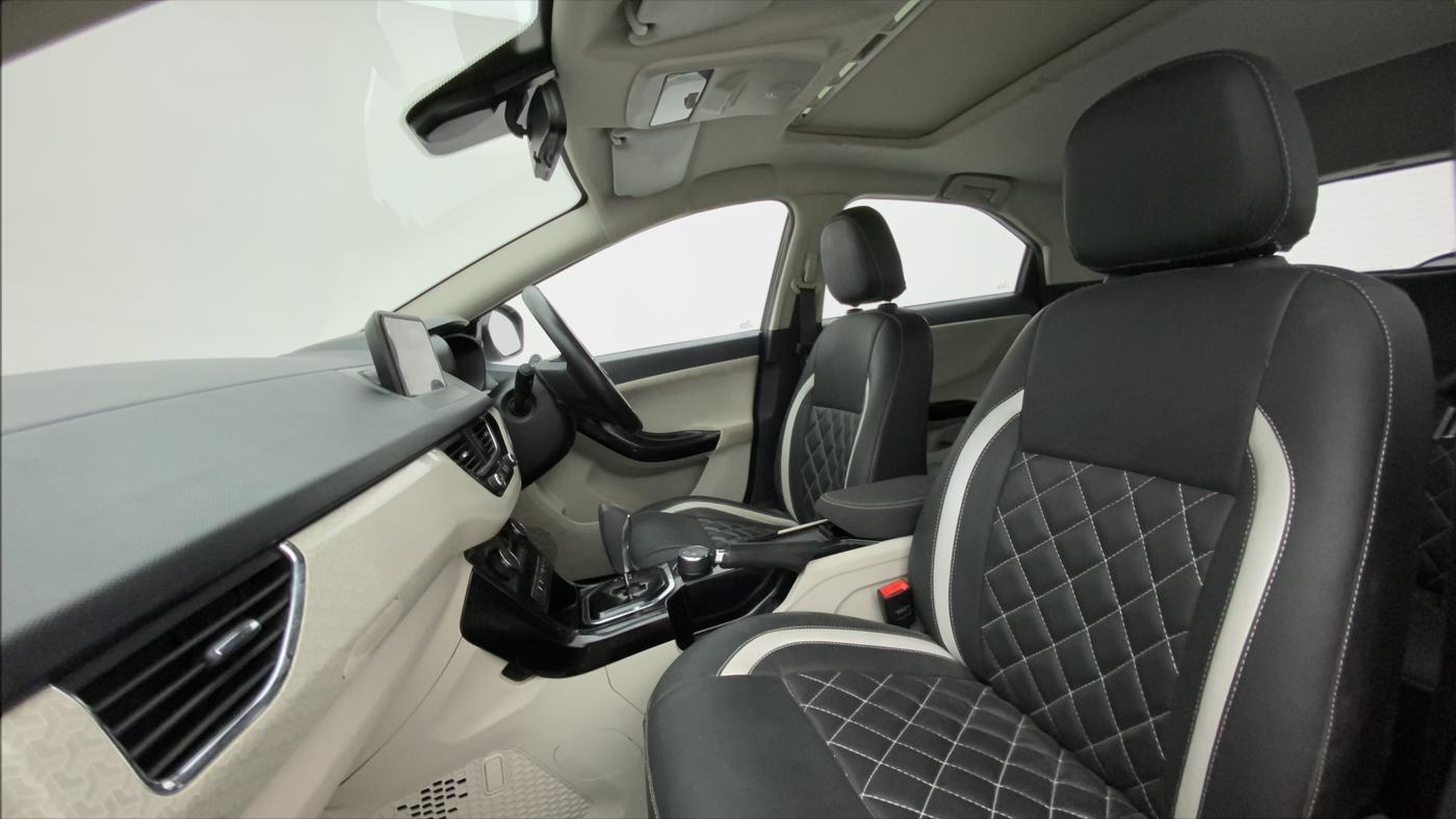 2021 Tata NEXON XZA PLUS (O) PETROL, Petrol, Automatic, 38,160 km, Right Side Front Door Cabin
