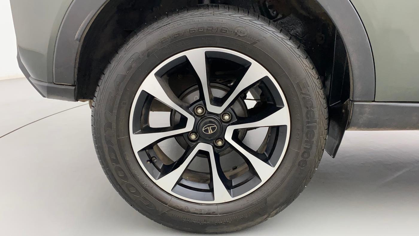 2021 Tata NEXON XZA PLUS (O) PETROL, Petrol, Automatic, 38,160 km, Right Rear Wheel