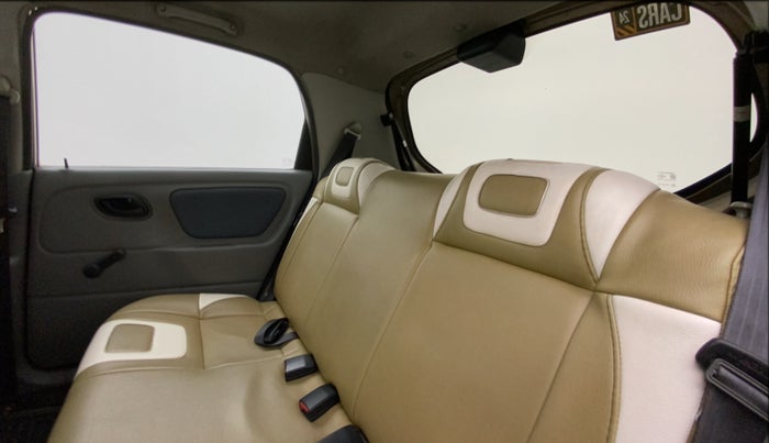 2011 Maruti Alto K10 VXI, Petrol, Manual, 77,098 km, Right Side Rear Door Cabin