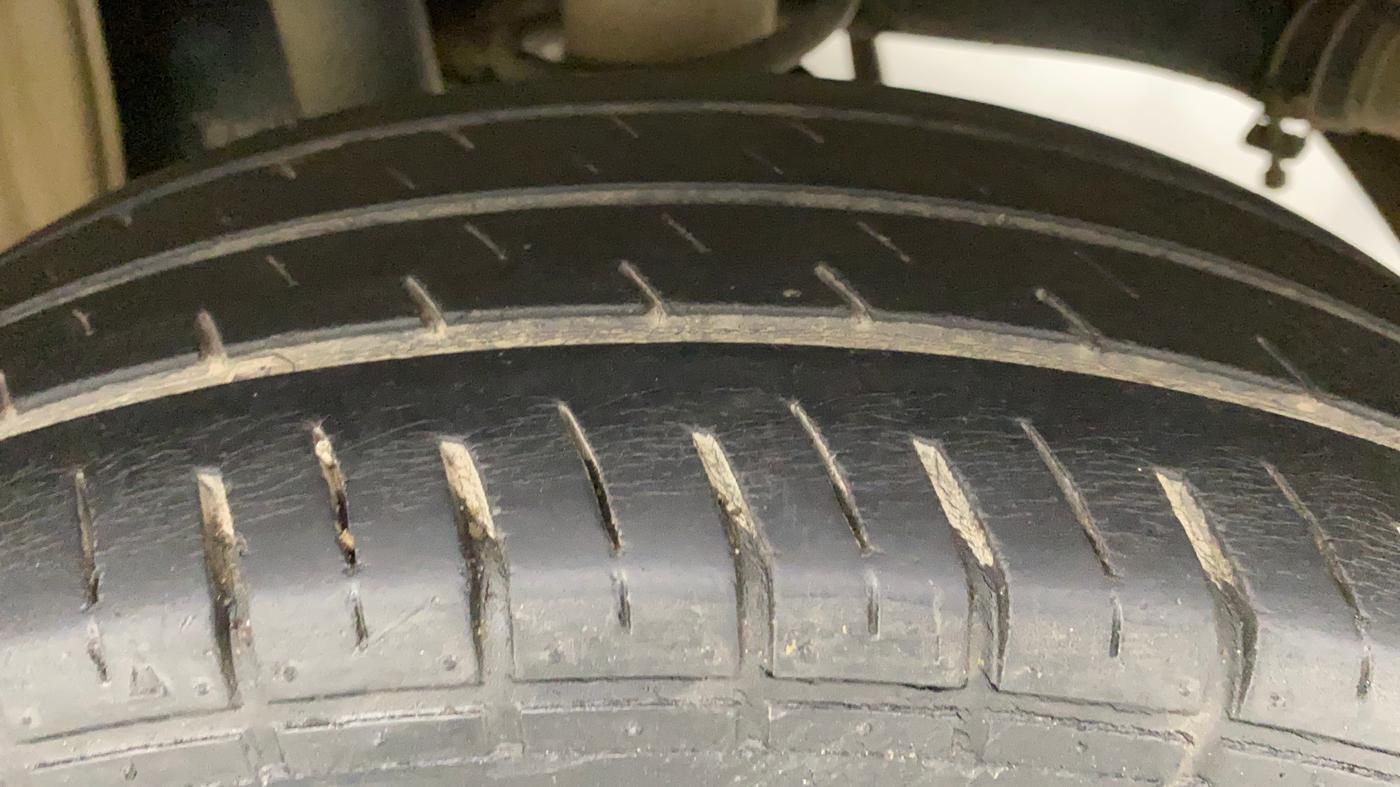 2011 Maruti Alto K10 VXI, Petrol, Manual, 77,098 km, Left Rear Tyre Tread