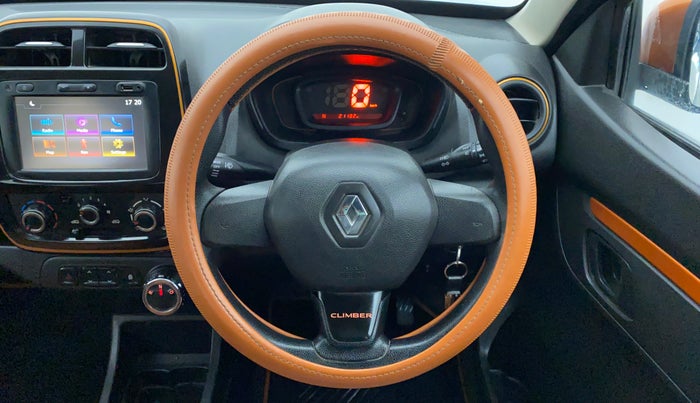 2017 Renault Kwid CLIMBER 1.0 AT, Petrol, Automatic, 21,459 km, Steering Wheel Close Up
