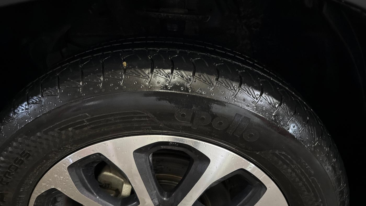 2024 Maruti Grand Vitara SIGMA SMART HYBRID, Petrol, Manual, 18,113 km, Left Front Tyre Tread