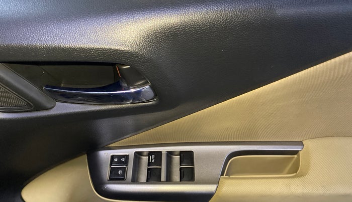 2014 Honda City 1.5L I-VTEC V MT, Petrol, Manual, 75,341 km, Driver Side Door Panels Control