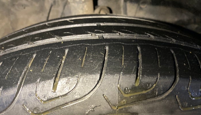 2014 Honda City 1.5L I-VTEC V MT, Petrol, Manual, 75,341 km, Right Front Tyre Tread