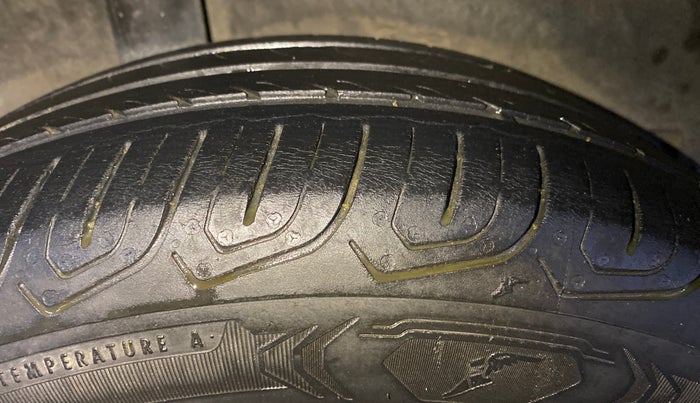 2014 Honda City 1.5L I-VTEC V MT, Petrol, Manual, 75,341 km, Right Rear Tyre Tread