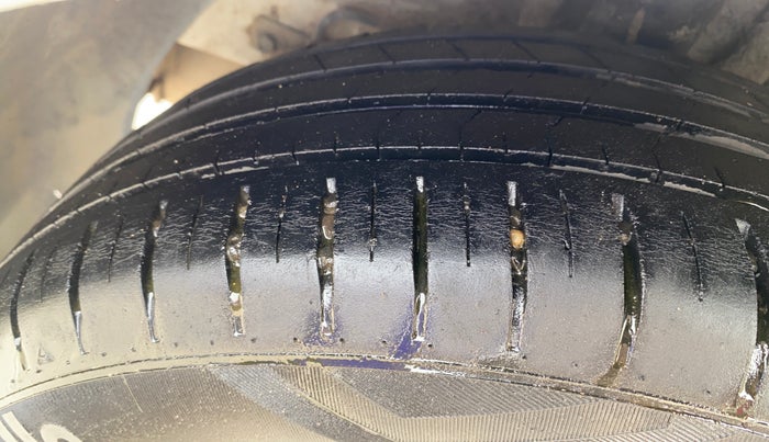 2015 Hyundai Elite i20 ASTA 1.2, Petrol, Manual, 97,259 km, Right Rear Tyre Tread