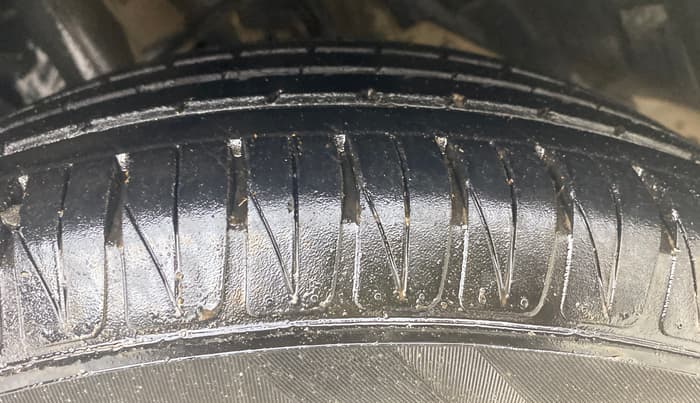 2021 Tata NEXON XZ PETROL, CNG, Manual, 75,926 km, Left Front Tyre Tread