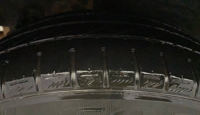 2016 Hyundai Grand i10 MAGNA 1.2 KAPPA VTVT, Petrol, Manual, 78,569 km, Right Rear Tyre Tread