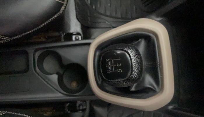 2016 Hyundai Grand i10 MAGNA 1.2 KAPPA VTVT, Petrol, Manual, 78,569 km, Gear Lever